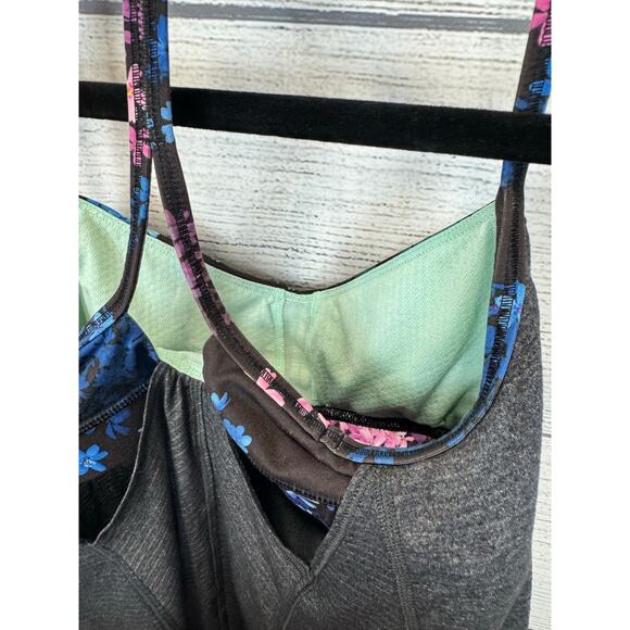 Lululemon Women's Active Gray Roll Out Built In Bra Workout Tank Size 4 - Picture 8 of 9